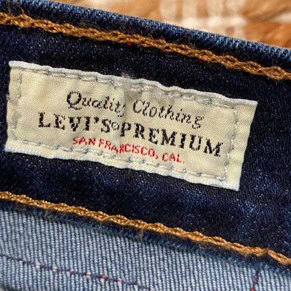 Authentic Levi's Red Tab LEJ Engineered Stretch Women's Jeans – W26 L26 - Picture 9 of 14